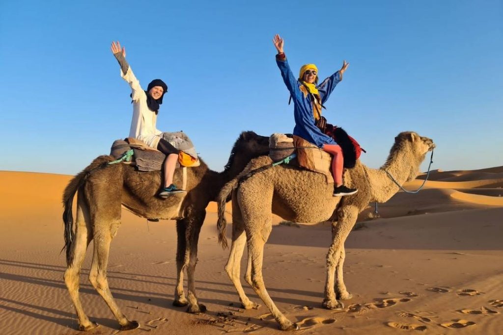 Excursion De Dia Y Noche En Camello En Merzouga